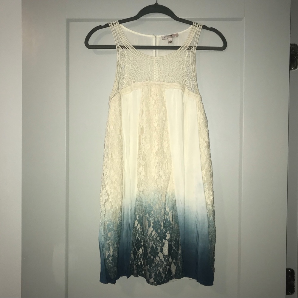 Blu Pepper White and Blue Lace Boho Dress Small